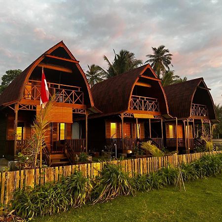 Momos Surf Shack Hotel Salul Exterior photo